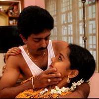 En Nenjai Thottaye Movie Stills | Picture 638030